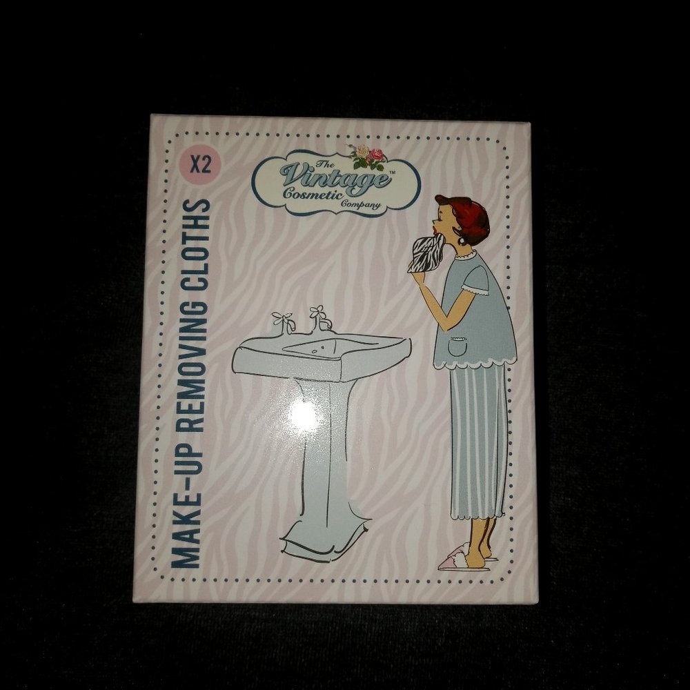 Vintage CompanyMake-up removing cloths